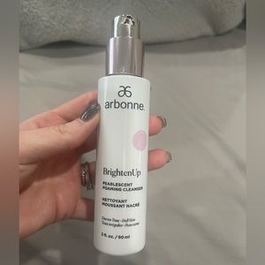 Arbonne BrightenUp Pearlescent foaming cleanser 3fl oz New